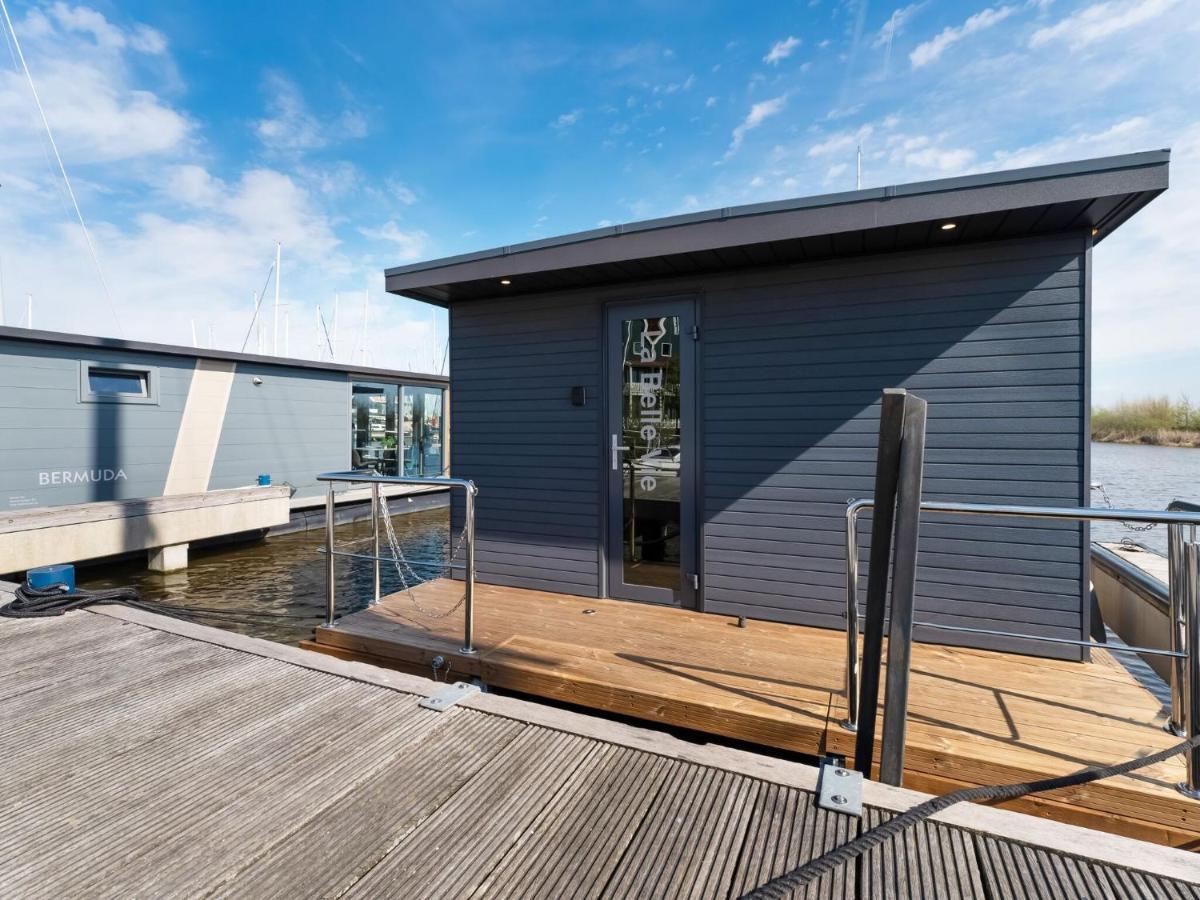 Beautiful Houseboat In Marina Of Volendam Otel Dış mekan fotoğraf